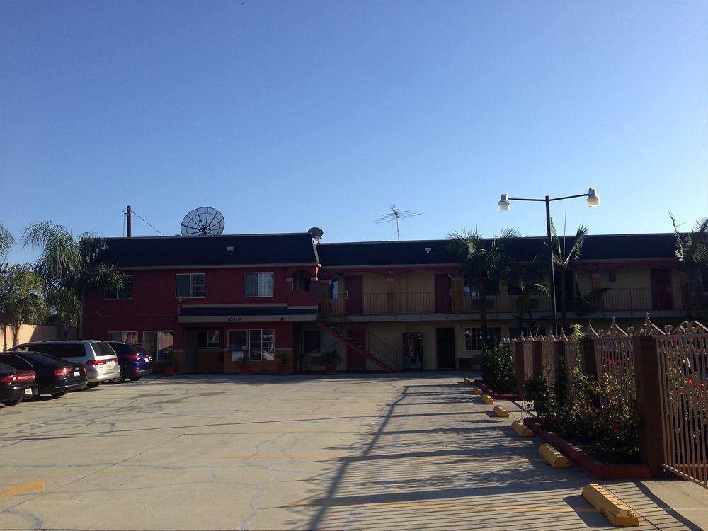 Value Inn Белфлауър Екстериор снимка