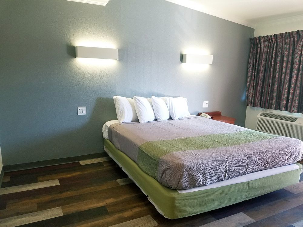 Value Inn Белфлауър Екстериор снимка