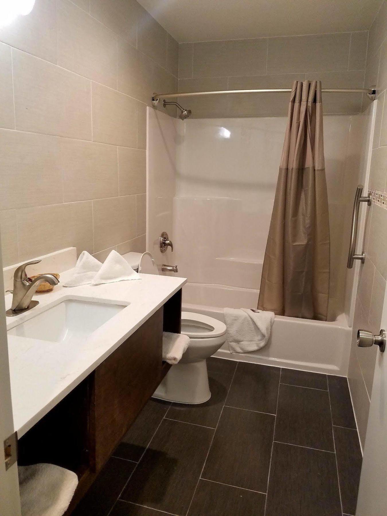 Value Inn Белфлауър Екстериор снимка