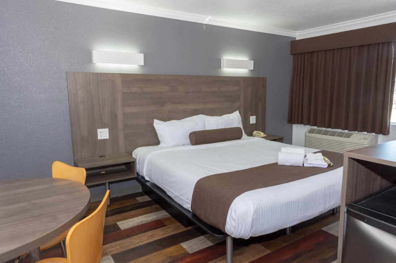 Value Inn Белфлауър Екстериор снимка