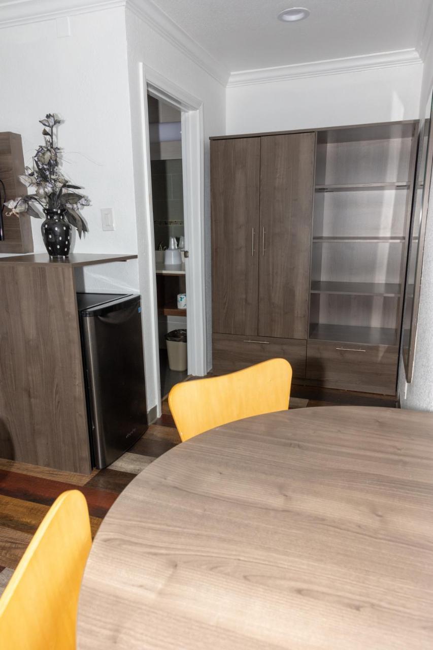 Value Inn Белфлауър Екстериор снимка